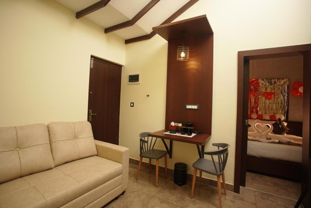 Pabis Luxurious Stay Vithiri Kültér fotó