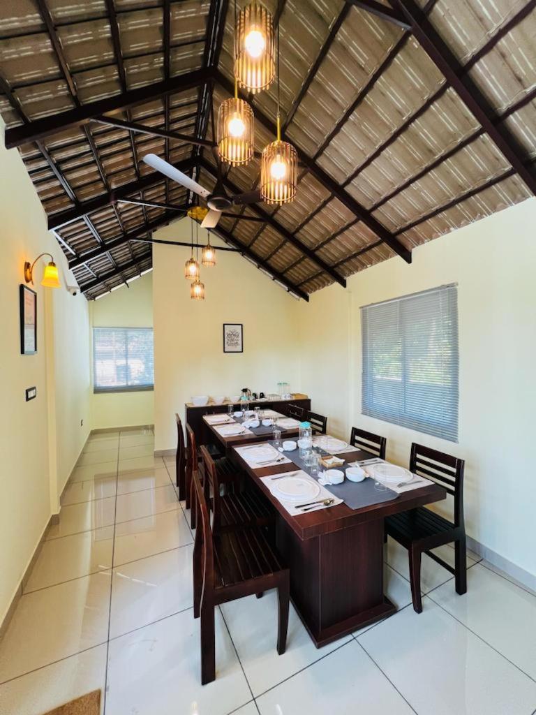 Pabis Luxurious Stay Vithiri Kültér fotó
