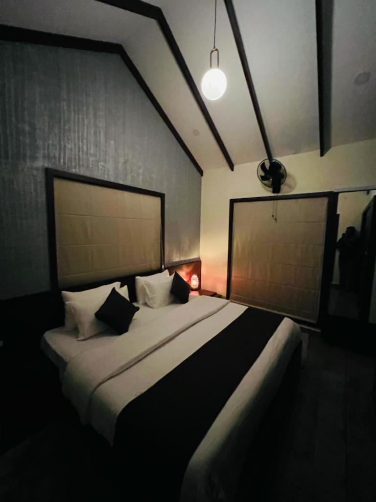 Pabis Luxurious Stay Vithiri Kültér fotó